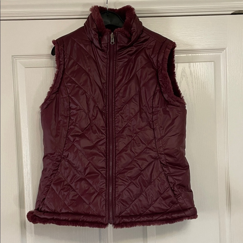 Burgundy Quilted Women's Vest M Never Worn